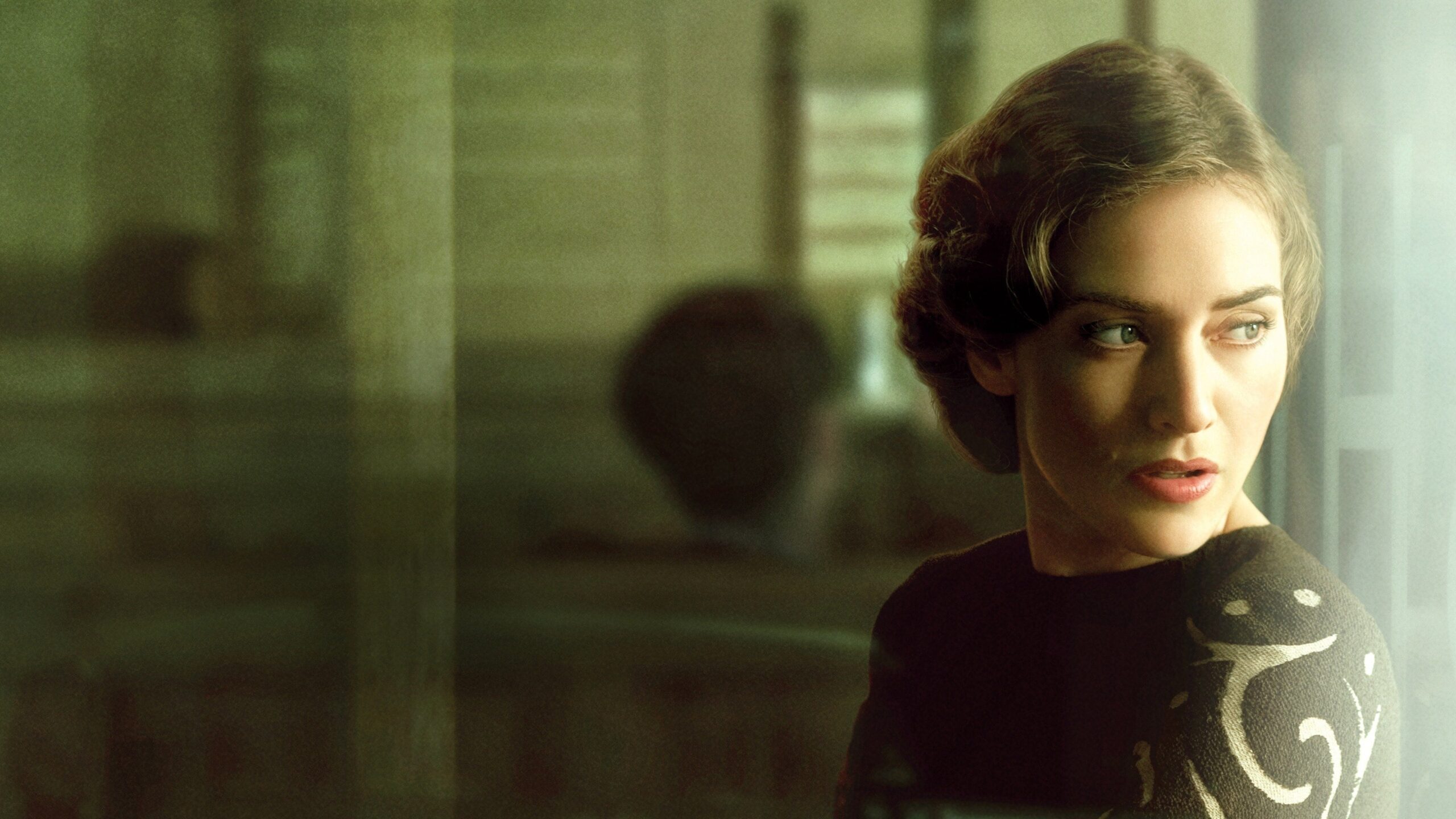 รีวิวพร้อมสปอยซีรี่ย์ Mildred Pierce เข้าใจง่าย